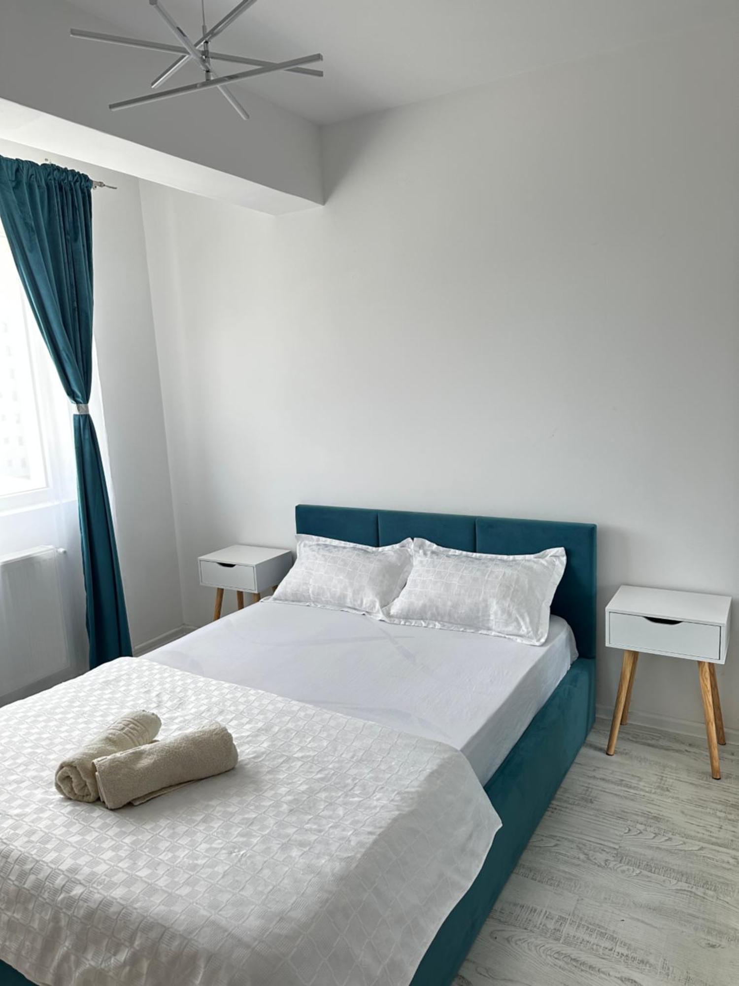 Stylish Apartment Militari - Parking Spot Chiajna Esterno foto