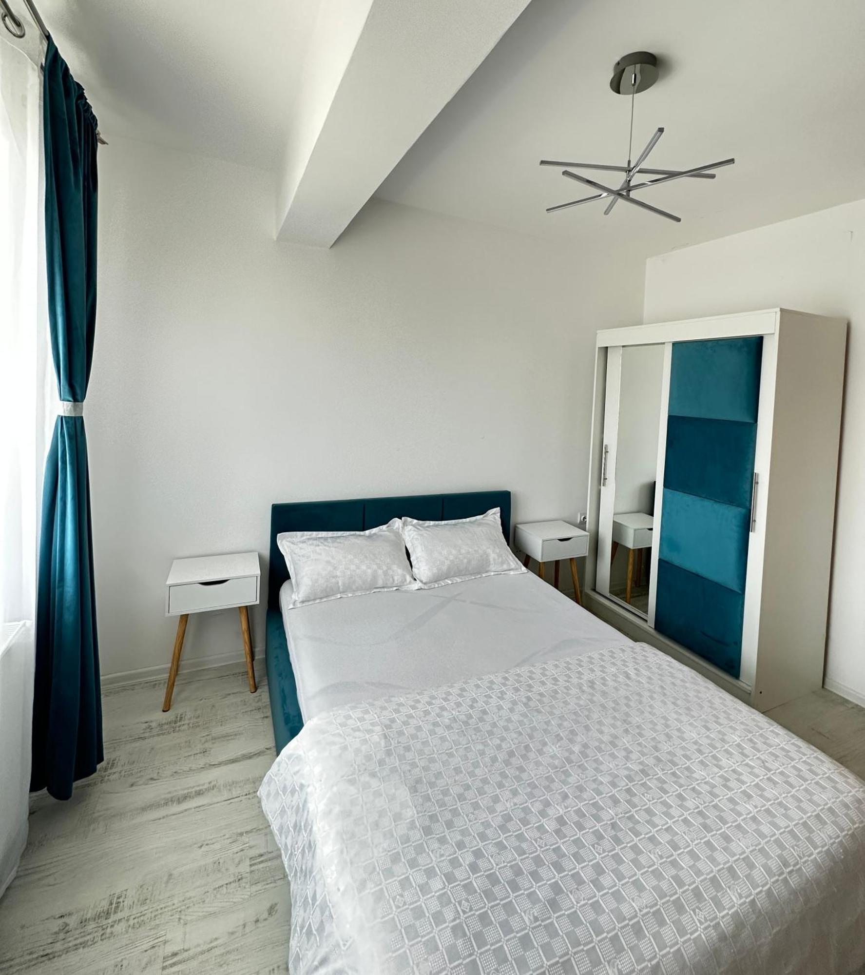 Stylish Apartment Militari - Parking Spot Chiajna Esterno foto